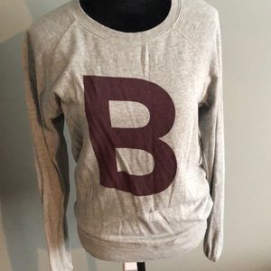 AMO  light weight gray sweater OS